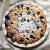 healthy oatmeal breakfast bake with blueberries