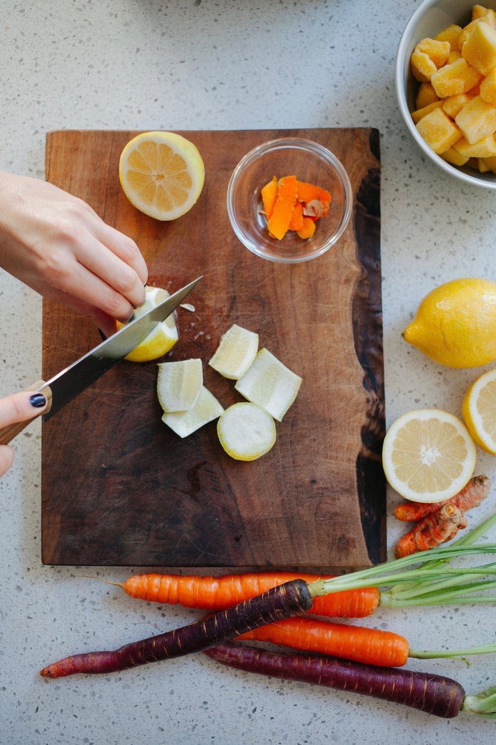 5 Minute Ginger Turmeric Wellness Tonic