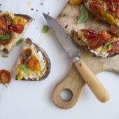 Roasted Tomato and Garlic Smashed Chickpea Tartines