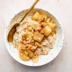 15-Minute Vegan Apple Pie Oatmeal - Desiree Nielsen