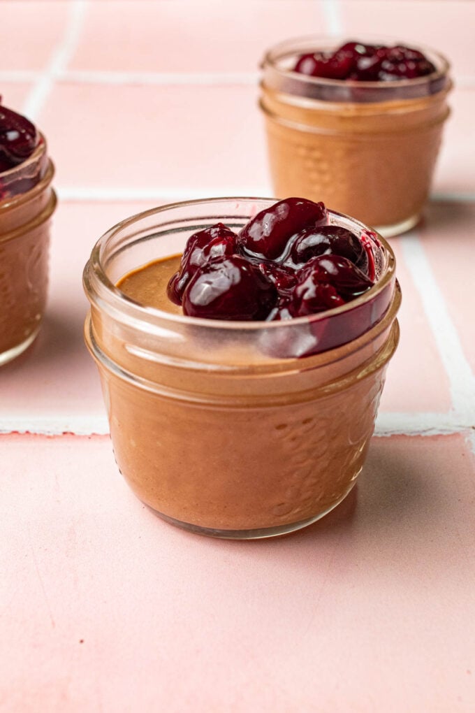 Danone Launches Vanilla Danette Vegan Mousse in France - vegconomist - the  vegan business magazine