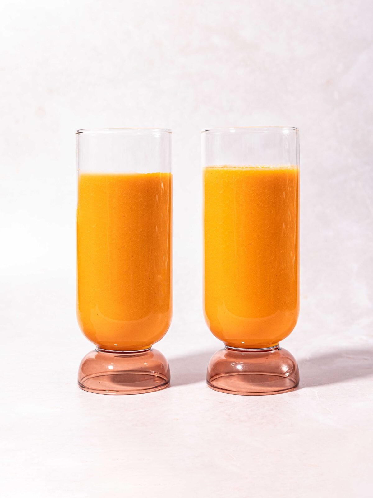 5 Minute Raw Carrot + Fresh Ginger Smoothie