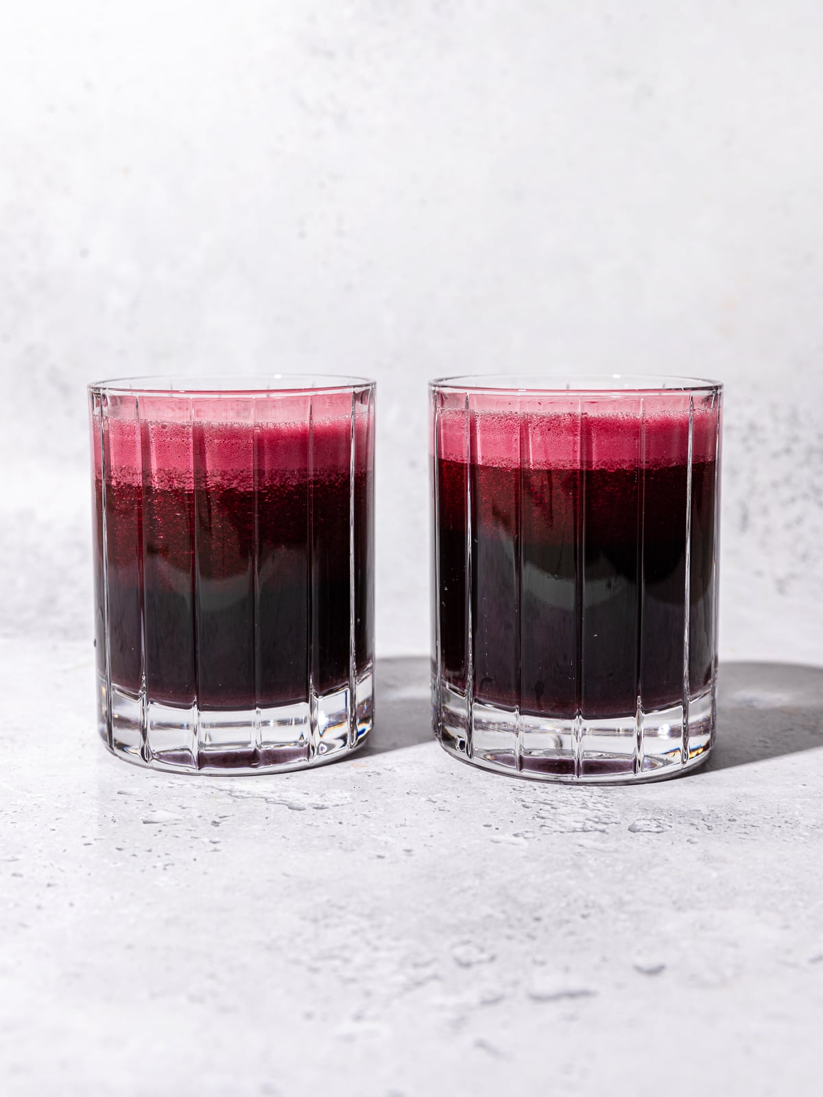 Blender Raw Beet + Fresh Ginger Juice